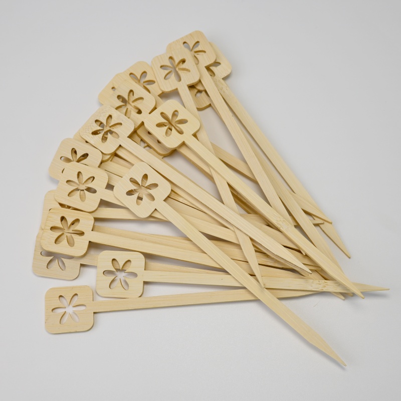 Li-skewers tsa bamboo tse ikhethileng