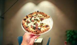 MVI BAGASSE PIZZA TRAY