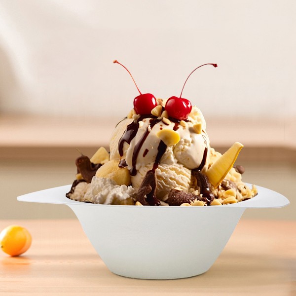 14oz biodegradable triangular bowl, ideal for soup, hot food, and salads.
